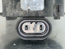 Load image into Gallery viewer, FOG LAMP LIGHT Mountaineer 02 03 04 05 Bumper Mounted Left - NW81714
