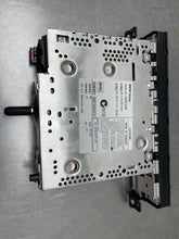 Load image into Gallery viewer, GRILLE Mercury Mountaineer 2002 02 2003 03 2004 04 2005 05 - NW97956
