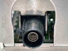 Load image into Gallery viewer, GRILLE Mercury Mountaineer 2002 02 2003 03 2004 04 2005 05 - NW97956
