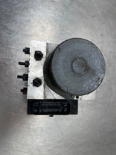 Load image into Gallery viewer, ABS ANTI-LOCK BRAKE PUMP Porsche Panamera 10 11 12 13 - NW421702
