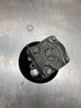 Load image into Gallery viewer, Power Steering Pump Suzuki Vitara XL-7 2006 - NW422040
