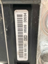Load image into Gallery viewer, ABS ANTI-LOCK BRAKE PUMP Ford Flex 2009 09 - NW421701
