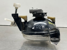 Load image into Gallery viewer, FOG LIGHT Jaguar XJ8 1998 98 1999 99 00 01 02 03 - NW82799
