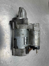 Load image into Gallery viewer, [INVENTORYCAR_YEAR_MAKE_MODEL] STARTER MOTOR - NW422050
