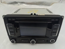 Load image into Gallery viewer, RADIO Volkswagen Tiguan 09 10 11 12 13 14 15 16 17 AM FM CD DVD NAV - NW140231
