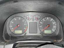 Load image into Gallery viewer, SPEEDOMETER CLUSTER Golf Jetta 2001 01 2002 02 2003 03 - NW444730
