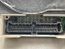 Load image into Gallery viewer, SPEEDOMETER CLUSTER Jaguar XJ8 XK8 1998 98 1999 99 - NW422705
