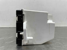 Load image into Gallery viewer, INFO-GPS SCREEN Mitsubishi Endeavor Galant 2006 06 - NW422978
