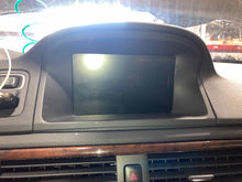 Load image into Gallery viewer, Info-Gps Screen  VOLVO 80 SERIES 2014 - NW422980
