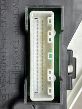 Load image into Gallery viewer, [INVENTORYCAR_YEAR_MAKE_MODEL] SPEEDOMETER CLUSTER - NW423591
