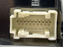 Load image into Gallery viewer, SPEEDOMETER CLUSTER Mercedes-Benz E320 E500 E55 2005 05 - NW423592
