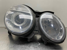 Load image into Gallery viewer, HEADLIGHT LAMP ASSEMBLY E320 E350 E500 E55 03 04 05 06 Right - NW423421
