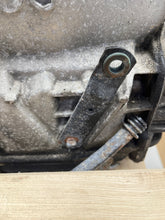 Load image into Gallery viewer, AUTOMATIC TRANSMISSION E320 E500 E55 03 04 05 RWD - NW423641
