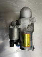 Load image into Gallery viewer, STARTER MOTOR Hyundai Genesis 2009 09 2010 10 2011 11 - NW170518
