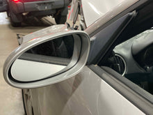 Load image into Gallery viewer, Side View Door Mirror  PORSCHE BOXSTER 2005 - NW423813
