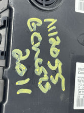 Load image into Gallery viewer, Computer Hyundai Azera 2012 - NW32186
