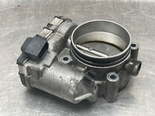 Load image into Gallery viewer, THROTTLE BODY Porsche Boxster 911 Carrera GT 2000 00 01 02 03 04 05 06 - NW449052
