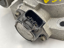 Load image into Gallery viewer, THROTTLE BODY Mazda Miata 1999 99 00 01 02 03 - 05 Auto - NW178289
