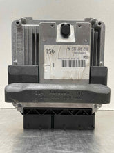 Load image into Gallery viewer, ECU ECM COMPUTER Audi A4 A5 2010 10 - NW423281

