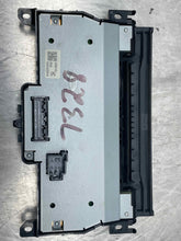 Load image into Gallery viewer, FRONT TEMPERATURE CONTROLS Land Rover Evoque 2012 12 2013 13 - NW423918
