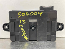Load image into Gallery viewer, BODY CONTROL MODULE COMPUTER Evoque LR4 12 13 14 15 - NW423789
