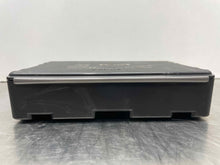 Load image into Gallery viewer, BODY CONTROL MODULE COMPUTER Evoque LR4 12 13 14 15 - NW423789
