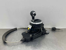 Load image into Gallery viewer, Floor Shifter Audi TT 2003 - NW424408
