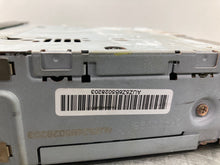 Load image into Gallery viewer, Radio Audi TT 2001 01 2002 02 2003 03 AM FM CD - NW424618
