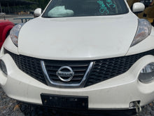 Load image into Gallery viewer, GRILLE Nissan Juke 2011 11 2012 12 2013 13 2014 14 - NW424490
