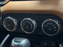 Load image into Gallery viewer, Temperature Controls  124 SPIDER 2018 - NW424495
