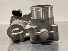 Load image into Gallery viewer, Throttle Body  124 SPIDER 2018 - NW424745
