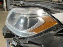 Load image into Gallery viewer, HEADLIGHT LAMP ASSEMBLY Gl350 Gl450 Gl550 GL63 AMG 13-16 Left - NW424504

