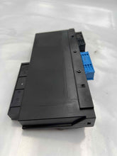 Load image into Gallery viewer, Body Control module BMW 330i 325i 323i 2006 06 - NW28994
