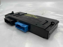 Load image into Gallery viewer, Body Control module BMW 330i 325i 323i 2006 06 - NW28994
