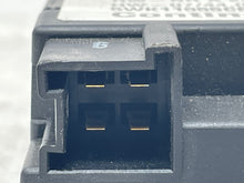 Load image into Gallery viewer, FUEL PUMP CONTROL MODULE COMPUTER E350 C230 C250 C300 C350 C63 08-11 - NW34359

