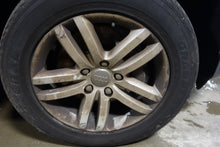 Load image into Gallery viewer, WHEEL RIM Q7 2007-2013 18x8-1/2 ALLOY - NW197540
