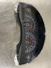 Load image into Gallery viewer, Speedometer Cluster  LINCOLN LS 2004 - NW159132
