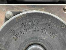 Load image into Gallery viewer, ABS ANTI-LOCK BRAKE PUMP Audi A8 2011 11 2012 12 - NW425527
