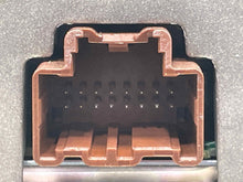 Load image into Gallery viewer, Radio  ESCALADE ESV 2014 - NW425703
