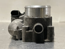 Load image into Gallery viewer, THROTTLE BODY AUDI A4 PASSAT 00 01 02 03 - 05 1.8 TURBO - NW426197
