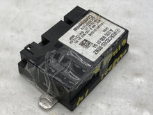 Load image into Gallery viewer, FUEL PUMP CONTROL MODULE COMPUTER B250 E250 Van C250 C300 C350 C63 CL550 11-16 - NW35190
