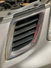 Load image into Gallery viewer, GRILL Saab 9-2X 2005 05 2006 06 left - NW426514
