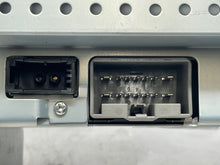 Load image into Gallery viewer, RADIO RECEIVER Land Rover LR2 2008 08 2009 09 2010 10 2011 11 2012 12 - NW137898
