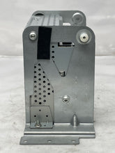 Load image into Gallery viewer, RADIO RECEIVER Land Rover LR2 2008 08 2009 09 2010 10 2011 11 2012 12 - NW137898
