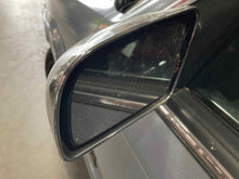 Load image into Gallery viewer, Side View Door Mirror Chrysler Imperial 1993 - NW426832
