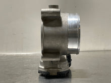 Load image into Gallery viewer, Throttle Body  FORD F250SD PICKUP 2017 - NW426994
