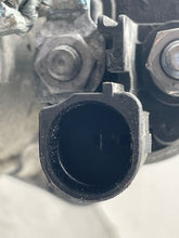 Load image into Gallery viewer, STARTER MOTOR Beetle Golf Golf GTI Jetta Passat 14 15 16 - NW427447
