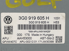 Load image into Gallery viewer, RADIO  VOLKSWAGEN GOLF 2017 17 - NW427382
