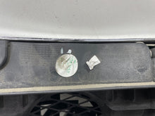 Load image into Gallery viewer, GRILLE Renault Encore 2013 13 2014 14 2015 15 2016 16 - NW427278
