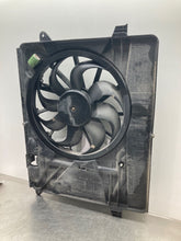 Load image into Gallery viewer, RADIATOR FAN ASSEMBLY Renault Encore 14 15 16 17 18 19 - NW427193

